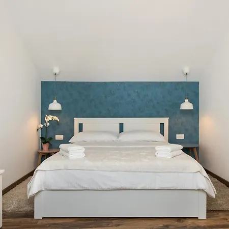 House Andro Holiday home Primosten