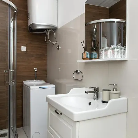 House Andro 度假居 *