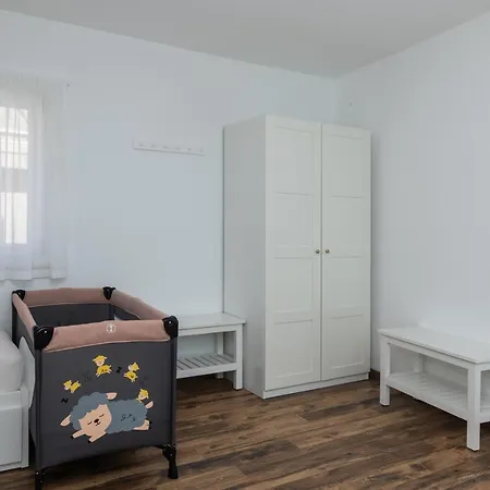House Andro Holiday home *